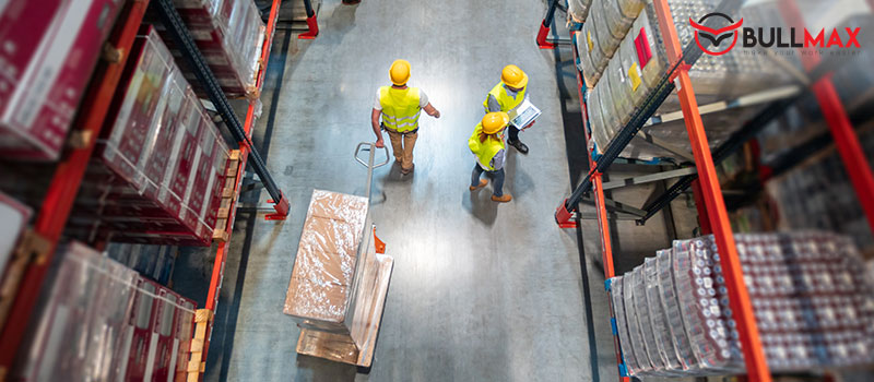 why-galvanized-pallet-trucks-are-a-must-have-in-the-chemical-industry
