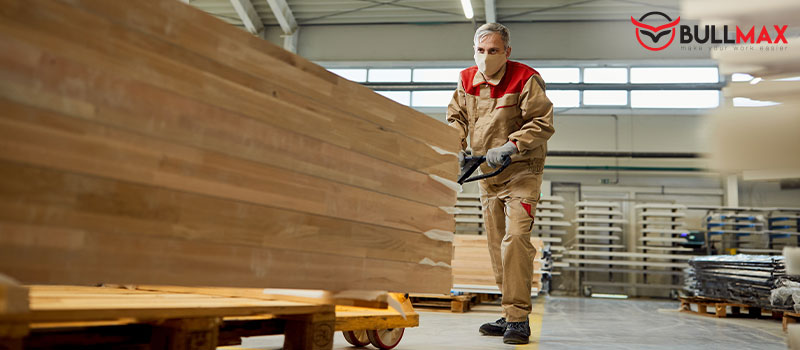 why-galvanized-pallet-trucks-are-a-must-have-in-the-chemical-industry