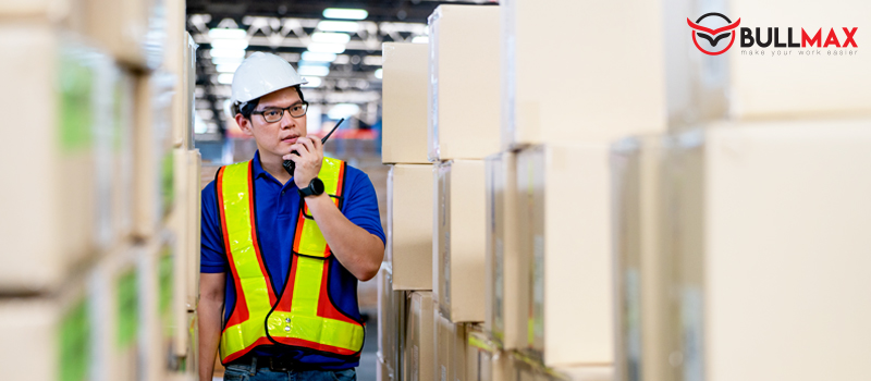 hand-stackers-vs-forklifts-pros-and-cons-for-material-handling