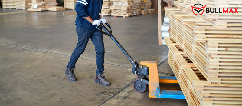 the-ultimate-guide-to-low-profile-pallet-jacks-all-you-need-to-know